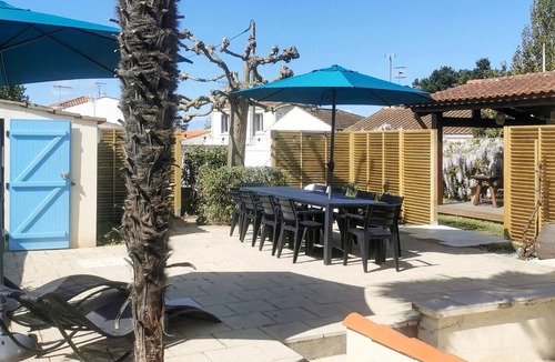 LʼAiguillon-sur-Mer House | 4 bedroom amazing home in L'Aiguillon la Presqu'