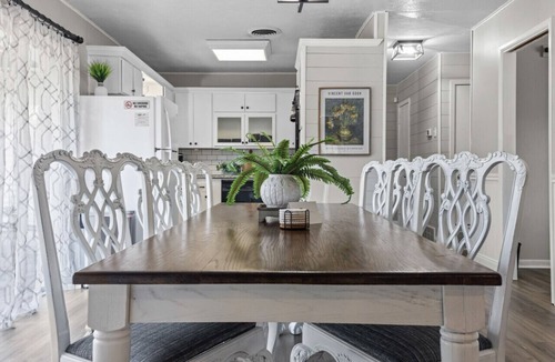 Belton House | 4 bedroom + game room with shuffleboard