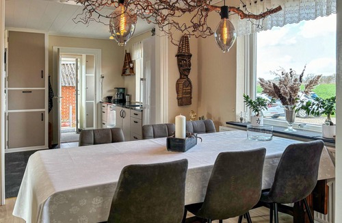 Sillerslev House | 4 bedroom gorgeous home in øster assels