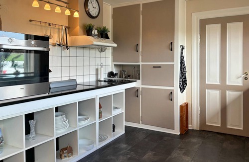 Sillerslev House | 4 bedroom gorgeous home in øster assels
