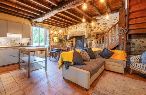 La Coudre House | 4 bedroom gorgeous home in Argentonnay