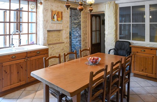 Aiguillon House | 4 bedroom gorgeous home in Aiguillon