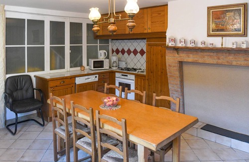 Aiguillon House | 4 bedroom gorgeous home in Aiguillon
