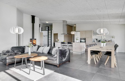 Skødshoved Strand House | 4 bedroom gorgeous home in Knebel