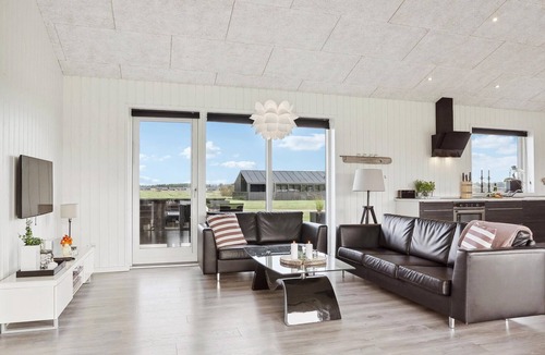 Grønhøj House | 4 bedroom gorgeous home in Løkken