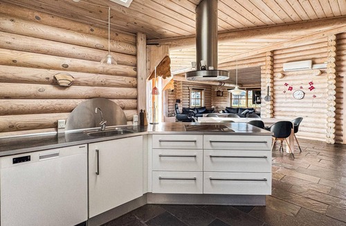 Skovmose House | 4 bedroom gorgeous home in Sydals