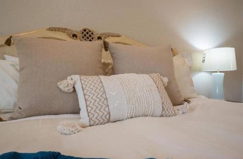 Biggs Field House | 4 bedroom gorgeous home Eastside El Paso