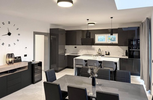 Raslina House | 4 bedroom gorgeous home in Raslina