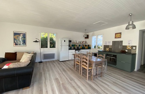 La Tranche-sur-Mer House | 4-bedroom house with WIFI and pets allowed 200m from the beach