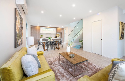 Epsom House | 4 Bedroom Holiday Home Epsom