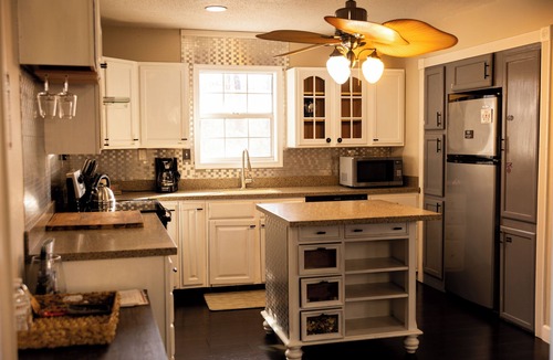 Cape Girardeau House | 4-Bedroom Home - 2 King Beds, Summer Pool, Pool Table, Air Hockey + More