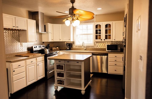Cape Girardeau House | 4-Bedroom Home - 2 King Beds, Summer Pool, Pool Table, Air Hockey + More