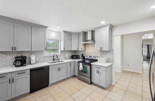 Bridge City House | 4 bedroom home in Bridge City
