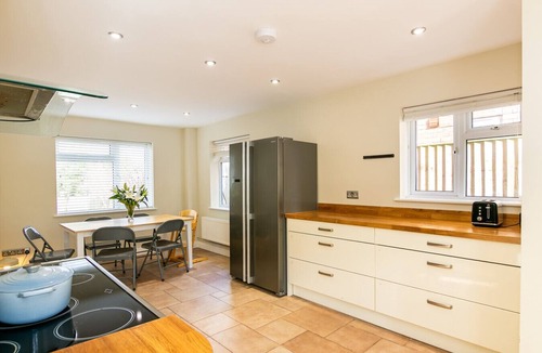 Cuddesdon House | 4 Bedroom Home in Charming Village outside Oxford