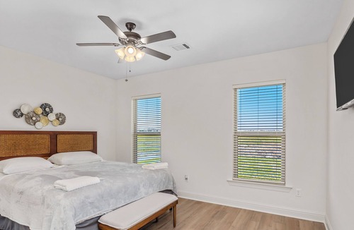 Lake Charles House | 4 bedroom home in Iowa, LA 7950 LT