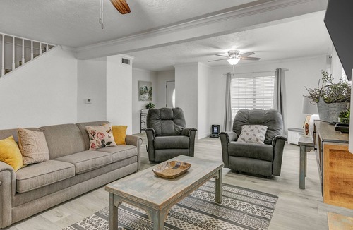 Nederland House | 4 bedroom home in Nederland