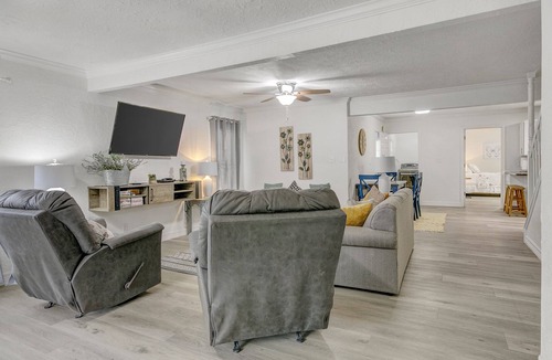 Nederland House | 4 bedroom home in Nederland