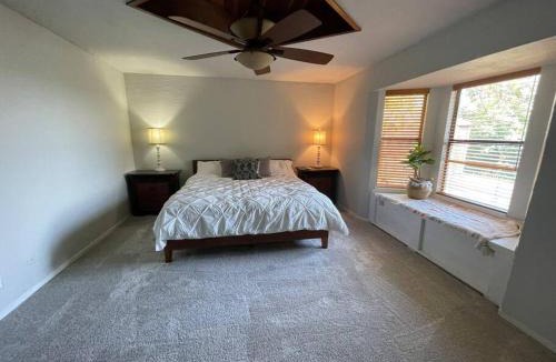 Mineral Wells House | 4-bedroom home with gorgeous view