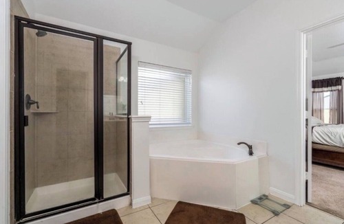 Magnolia House | 4-bedroom house in beautiful Magnolia TX