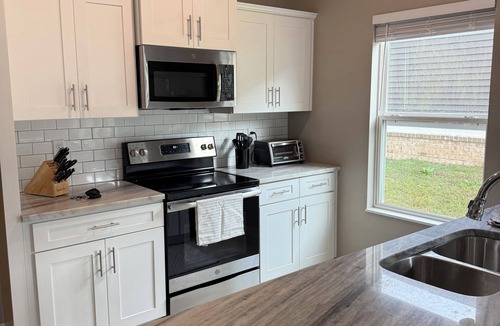 Benton House | 4-bedroom house in Downtown Benton