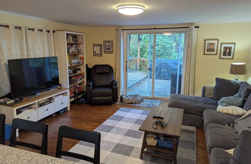 Northeast Ithaca House | 4-bedroom house in Ithaca, 5 min from Cornell Graduation