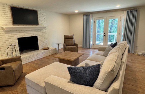 Tuscaloosa House | 4-bedroom house in the Historic District of Tuscaloosa. Walking distance to UA