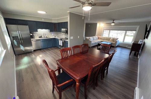 Lyons Falls House | 4-bedroom house in marvelous Lyons Falls with AC