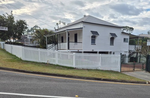 Manly House | 4-bedroom house including separate 30m2 studio in amazing Manly