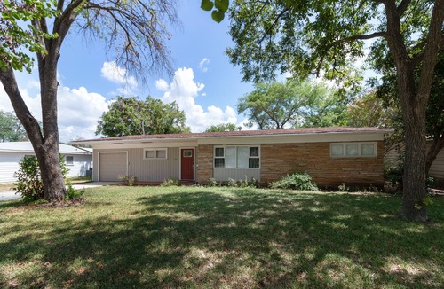 Landon Branch House | 4 bedroom house near, 15 min from Magnolia