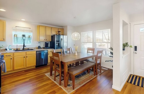 Belle Creek House | 4-bedroom house w/Hot Tub, Patio, Fire pit, King Master