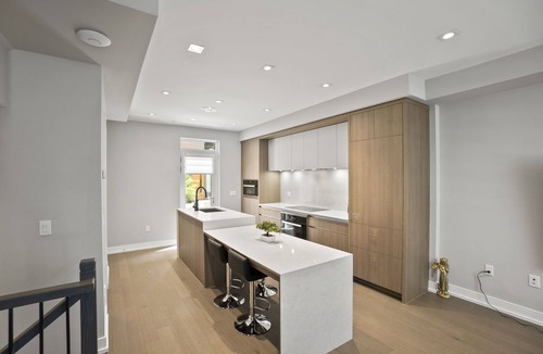 Bay Cloverhill Apartment | 4 Bedroom In Downtown Toronto