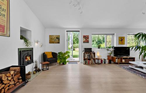Dronningmolle House | 4 Bedroom Lovely Home In Dronningmølle
