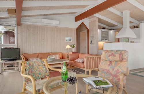Hundested House | 4 bedroom lovely home in Hundested