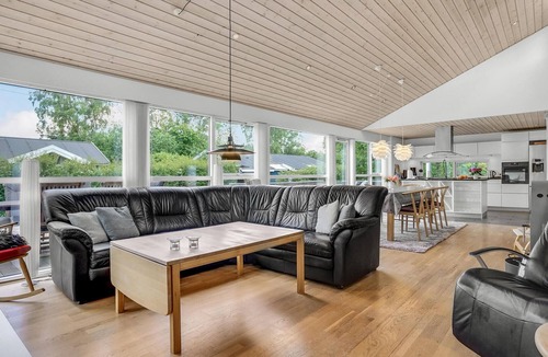 Grena Strand House | 4 bedroom lovely home in Grenaa
