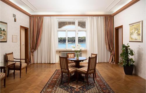 Fazana House | 4 Bedroom Lovely Home In Fazana