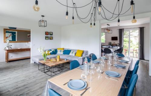 Cancale House | 4 Bedroom Lovely Home In Cancale