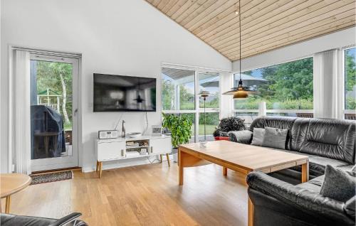 Grena Strand House | 4 Bedroom Lovely Home In Grenaa