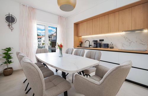 Ploce House | 4 bedroom luxurious home in Rogotin