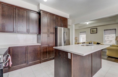 Oshawa House | 4 bedroom luxury newly build house in Oshawa