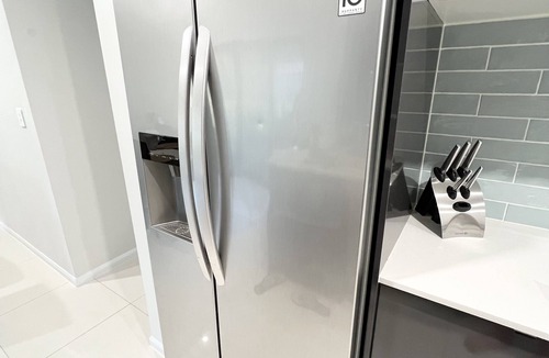 Landsborough House | 4 Bedroom Modern Home