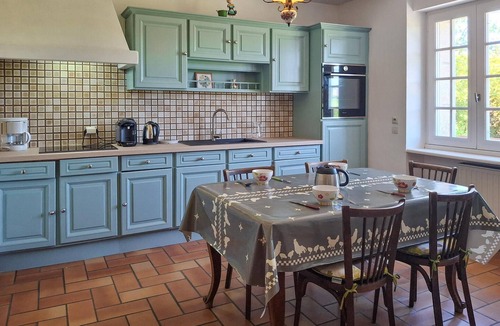 Plouigneau House | 4 bedroom nice home in Plouigneau