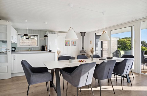 Hvidbjerg Strand House | 4 bedroom nice home in Børkop