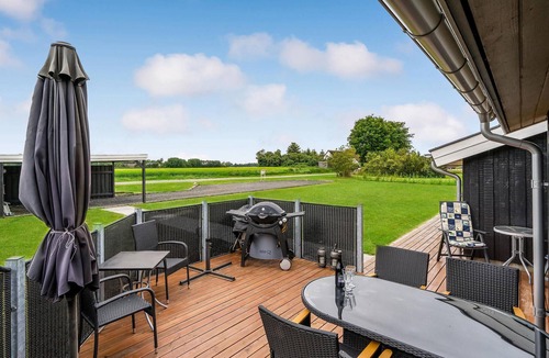 Oster Hurup House | 4 bedroom nice home in Hadsund
