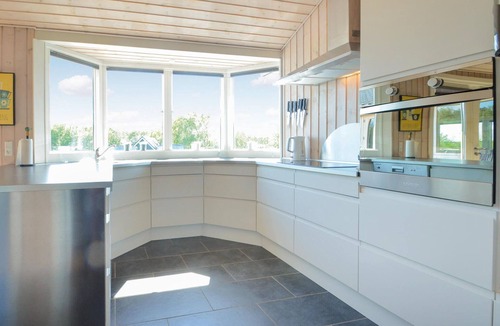 Spøttrup House | 4 bedroom nice home in Spøttrup