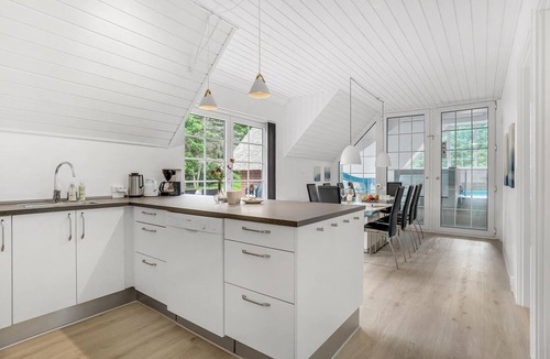 Øhuse House | 4 bedroom nice home in Ulfborg