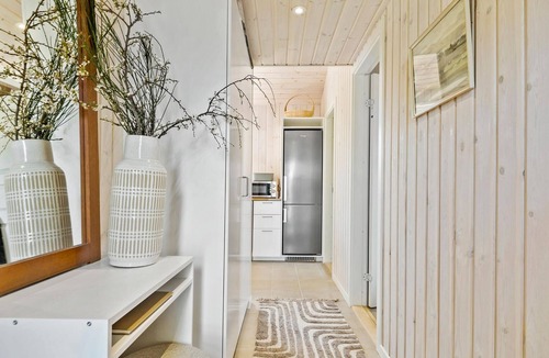 Hojby House | 4 bedroom nice home in Højby