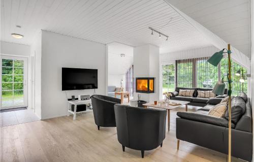Øhuse House | 4 Bedroom Nice Home In Ulfborg