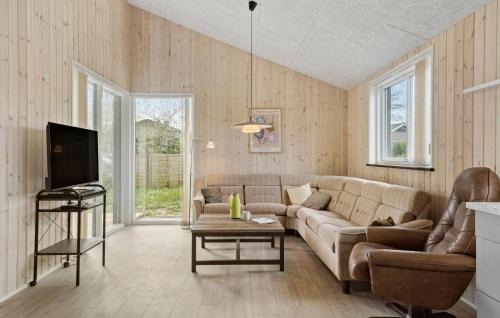 Vinderup House | 4 Bedroom Nice Home In Vinderup