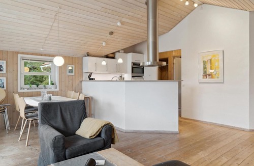 Rageleje House | 4 bedroom nice home in Vejby