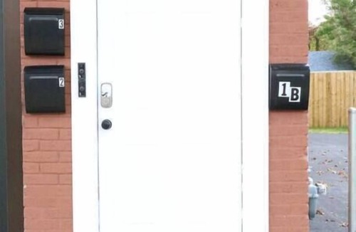 Schenectady Apartment | 4 bedroom parking ,washer & dryer Apt